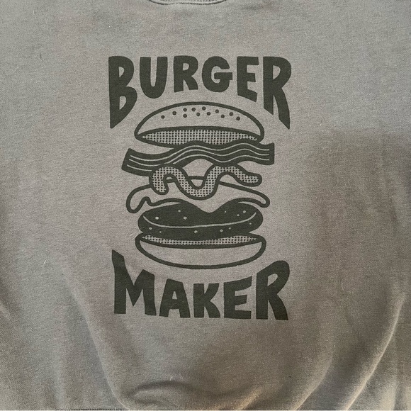 Uniqlo Japan Grey Sweatshirt Burger Maker Kids Size 8/10 - Picture 4 of 4